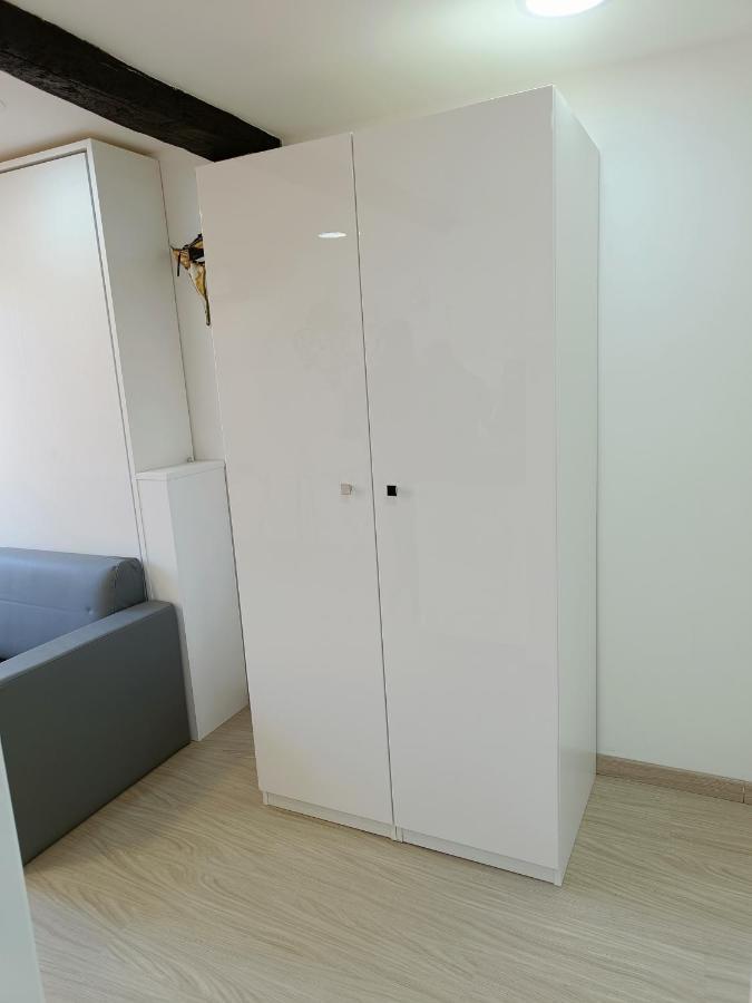 Le Maschere Di Palazzo Rosso. Apartment Genoa Bagian luar foto