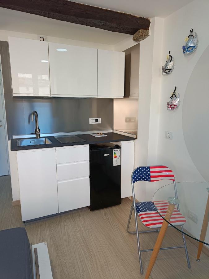 Le Maschere Di Palazzo Rosso. Apartment Genoa Bagian luar foto